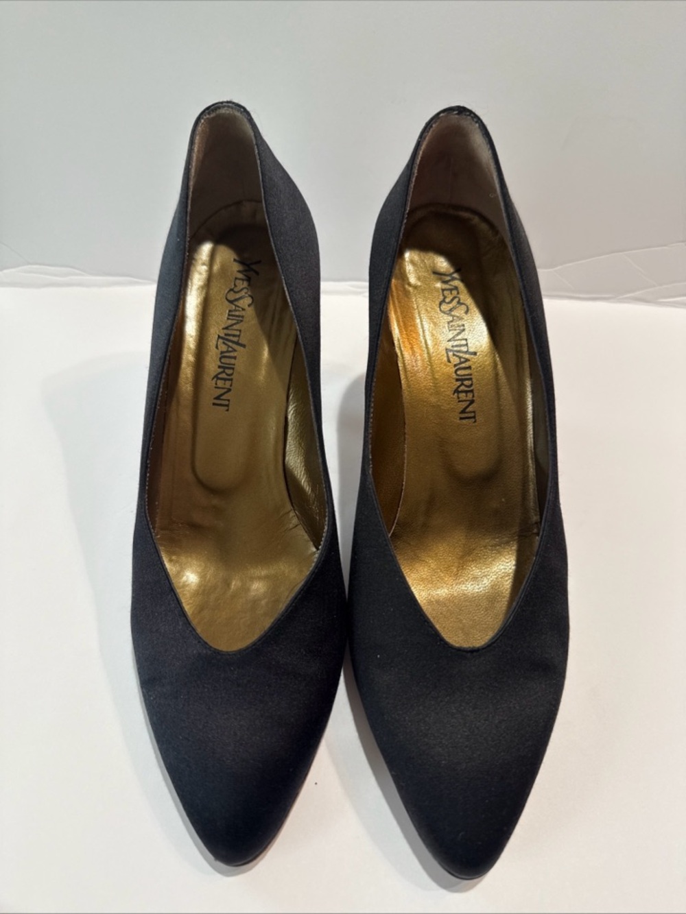 Yves Saint Laurent Black Pointed Toe Pumps 9.5 - Picture 2 of 14
